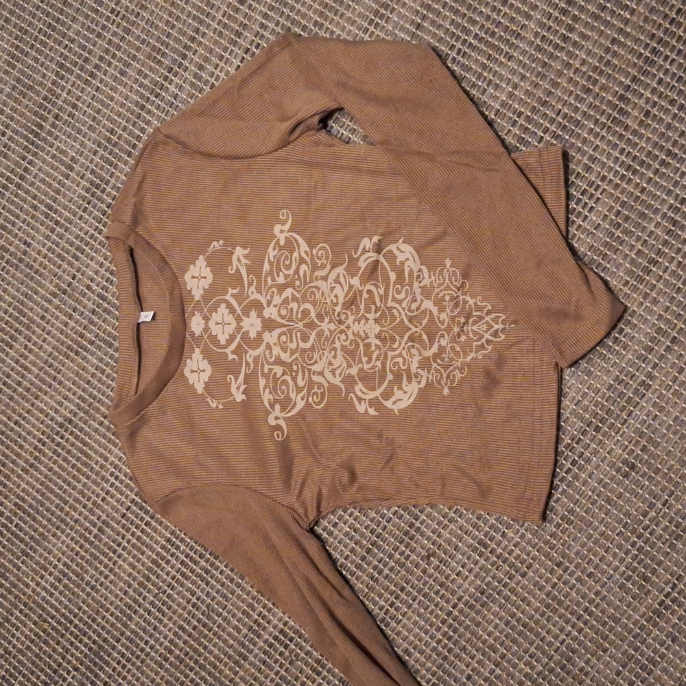 Brown Long Sleeve Shirt in Small